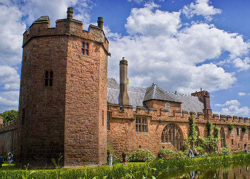 Maxstoke Castle, Maxstoke